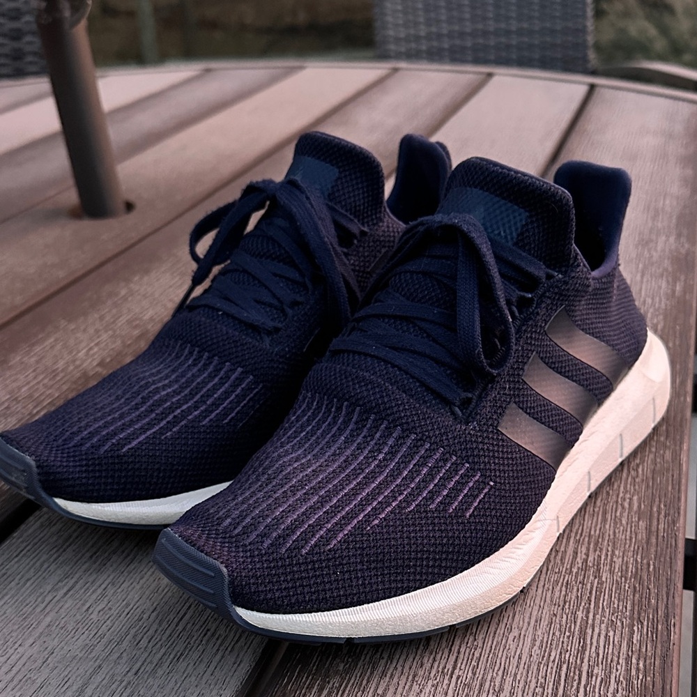 Adidas Men's Swift Run size 12 Dark Blue Sneakers. Excellent condition